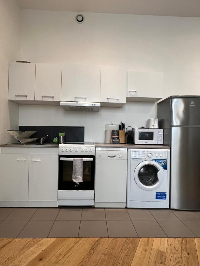 Apartment Champs Elysees 3 ปารีส ภายนอก รูปภาพ